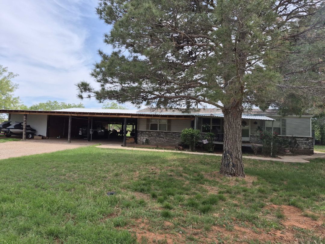 Nolan County property